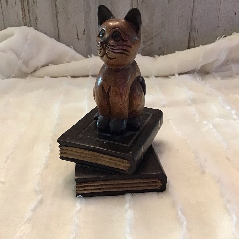 Hand Carved Wooden Cat sitting on Books Figurine Sculpture 7"